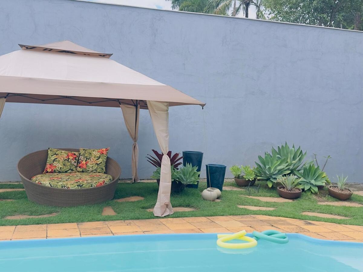 Сasa de vacaciones Mansao Primavera Com 03 Quartos E Piscina Aquecida Brasilia